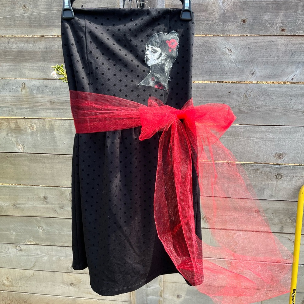 Goth/rockabilly  Black & Red Midi Pencil Dress w/ beautiful goth moth appliqué